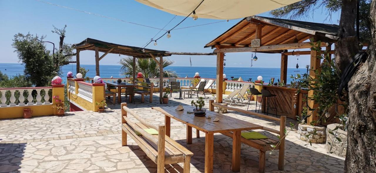 Pelekas Beach Apartments Rolling Stone Extérieur photo