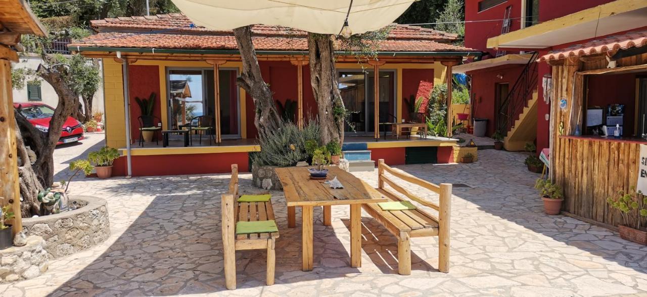 Pelekas Beach Apartments Rolling Stone Extérieur photo