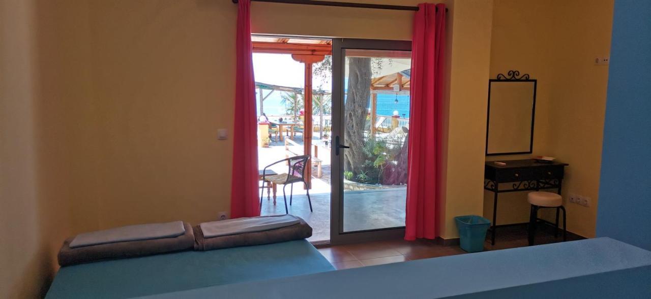 Pelekas Beach Apartments Rolling Stone Extérieur photo