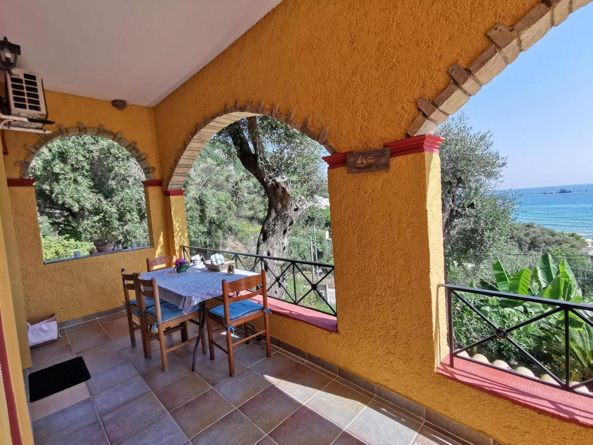 Pelekas Beach Apartments Rolling Stone Extérieur photo