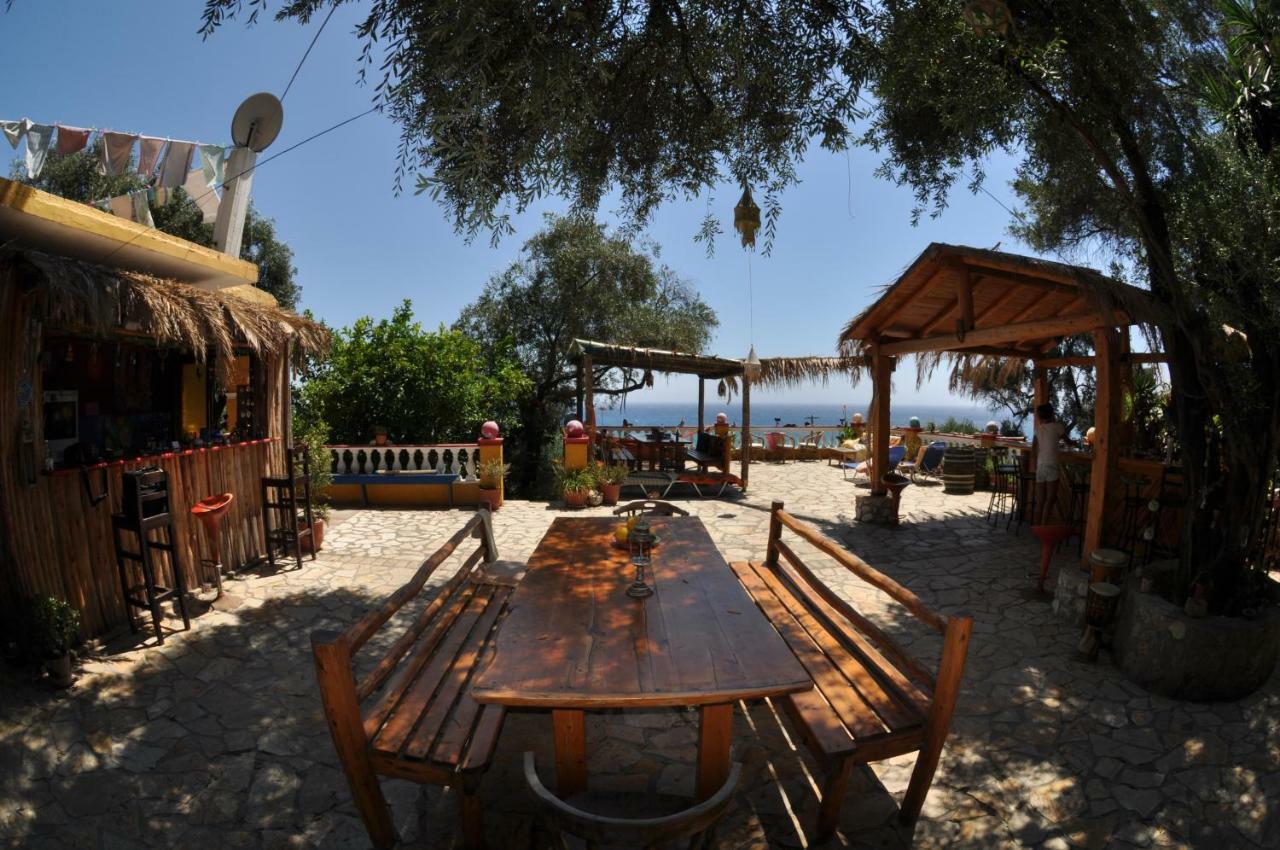 Pelekas Beach Apartments Rolling Stone Extérieur photo